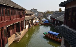 《苏州周庄旅游攻略一日游（探索古镇韵味与江南水乡风情）》