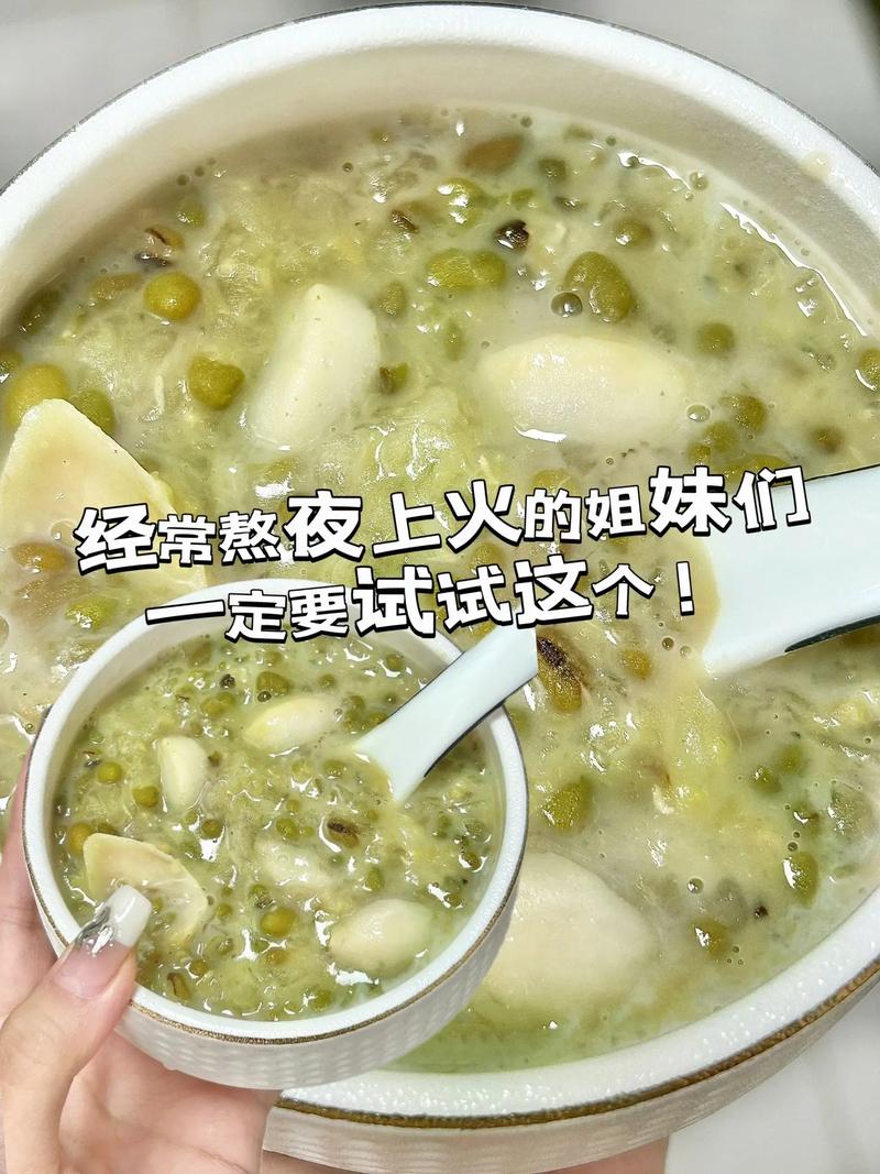 西红柿豆腐鸡蛋的做法简单又好吃 土豆西红柿汤的营养价值及功效-第2张图片-其人生活百科