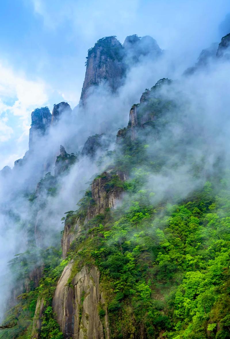 三清山天气：探寻神秘山峦的气候奥秘-第1张图片-其人生活百科